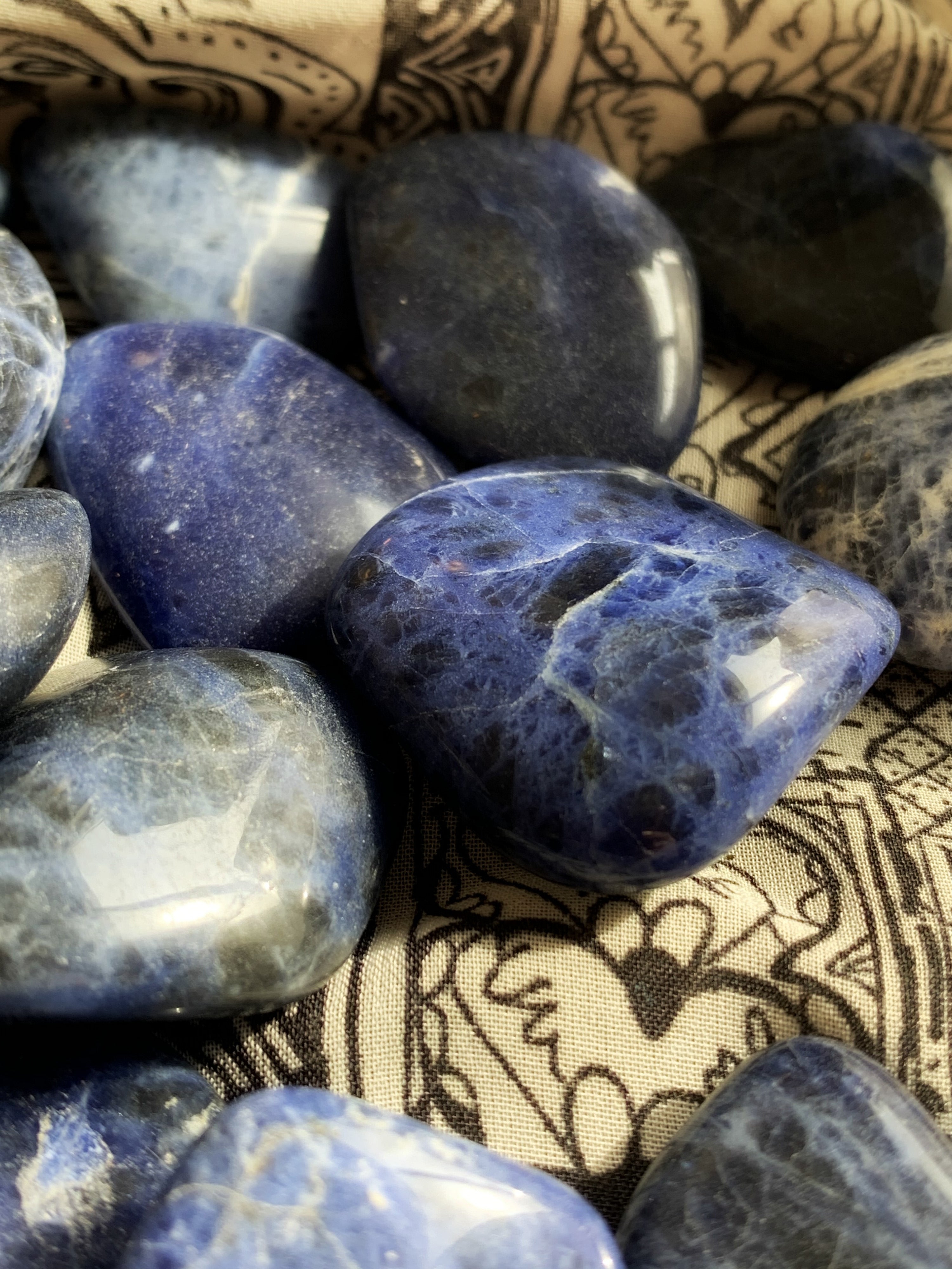 SODALITE TUMBLED CRYSTAL ~ For Spiritual Perception and Deepening Meditation