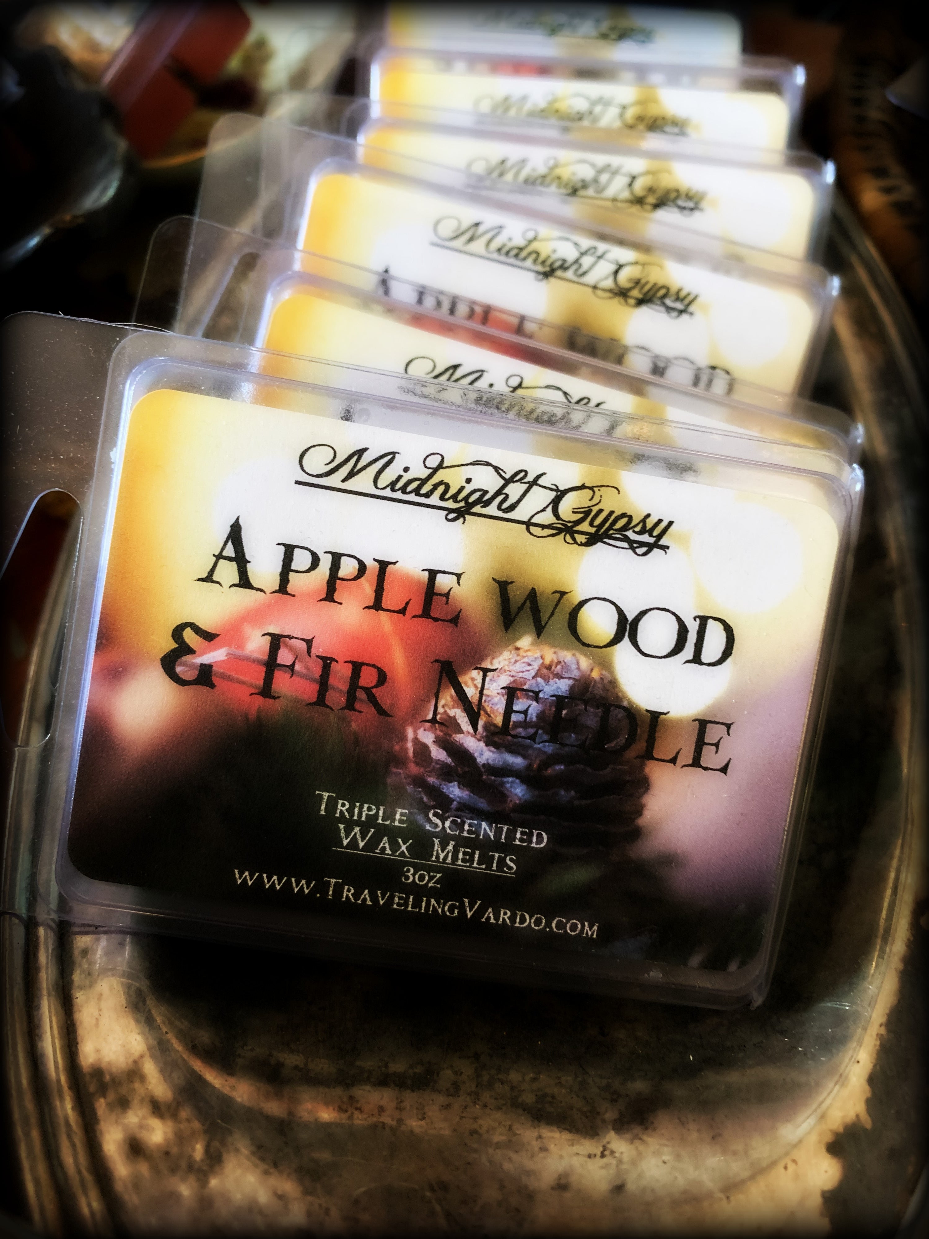 APPLE WOOD & FIR NEEDLE ~ Highly Fragranced Soy Blend Wax Tarts